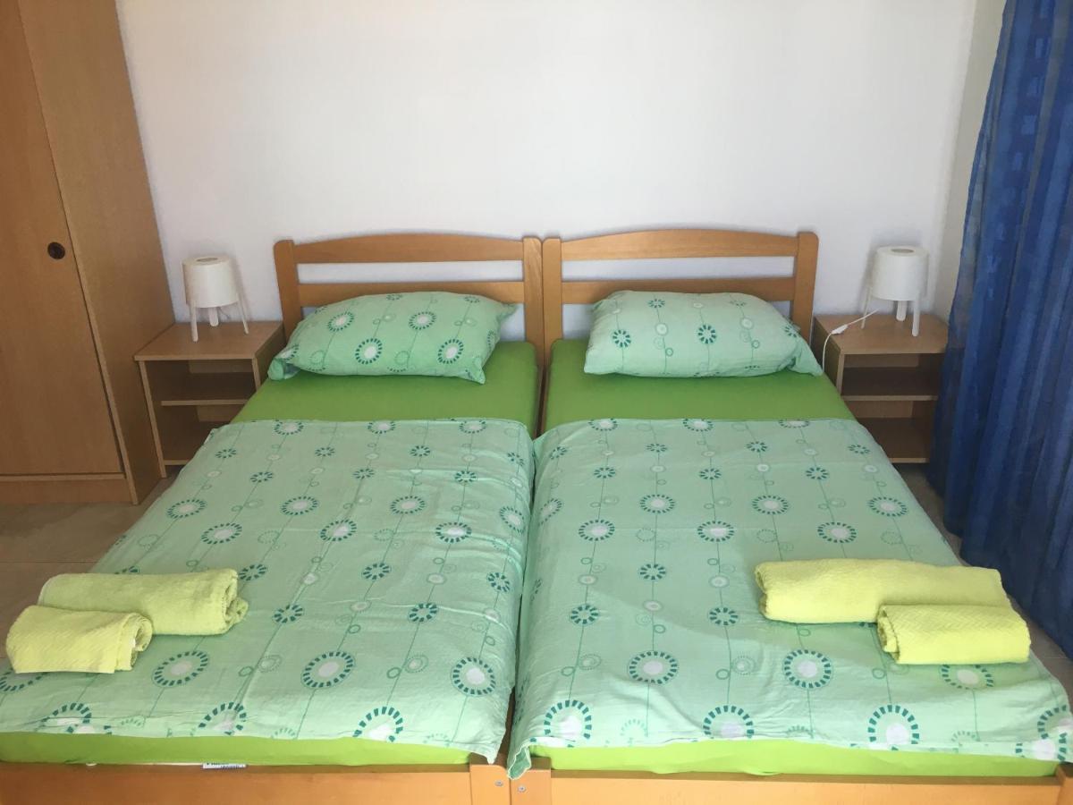 Apartmani Domenika Žuljana Extérieur photo