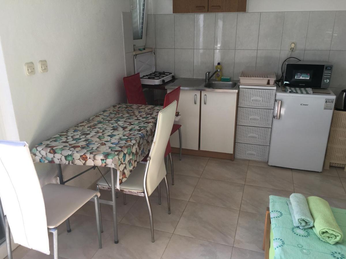 Apartmani Domenika Žuljana Extérieur photo